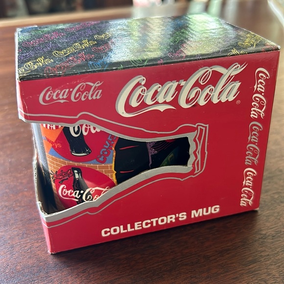 Coca-Cola Collectible Mug 1995 NIB - Picture 1 of 5